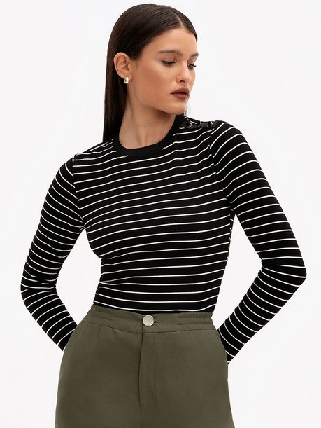 Blusa Manga Longa Canelada Preta Dakota