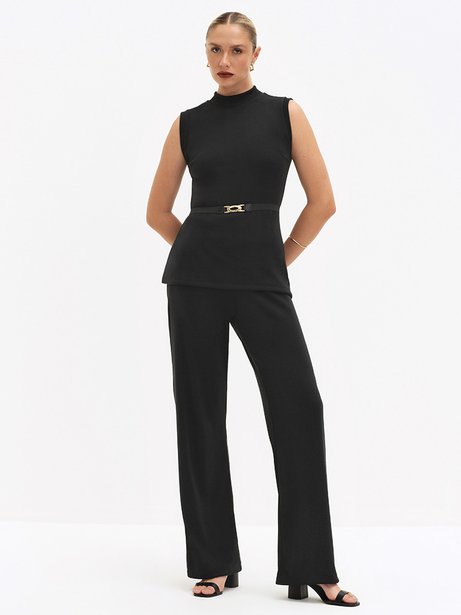 Calça Wide Leg em Malha Canelada Preto Doralice