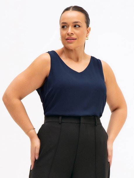 Regata Feminina Decote V Marinho Plus Size Brites