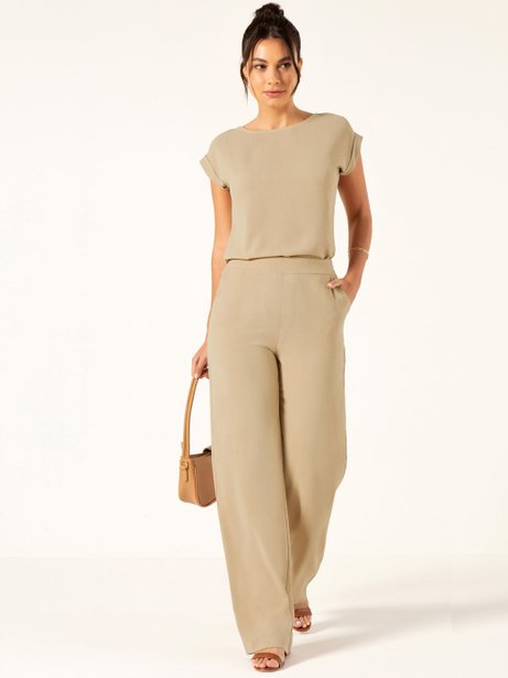 Calça Wide Leg Mocha Mousse Hanna