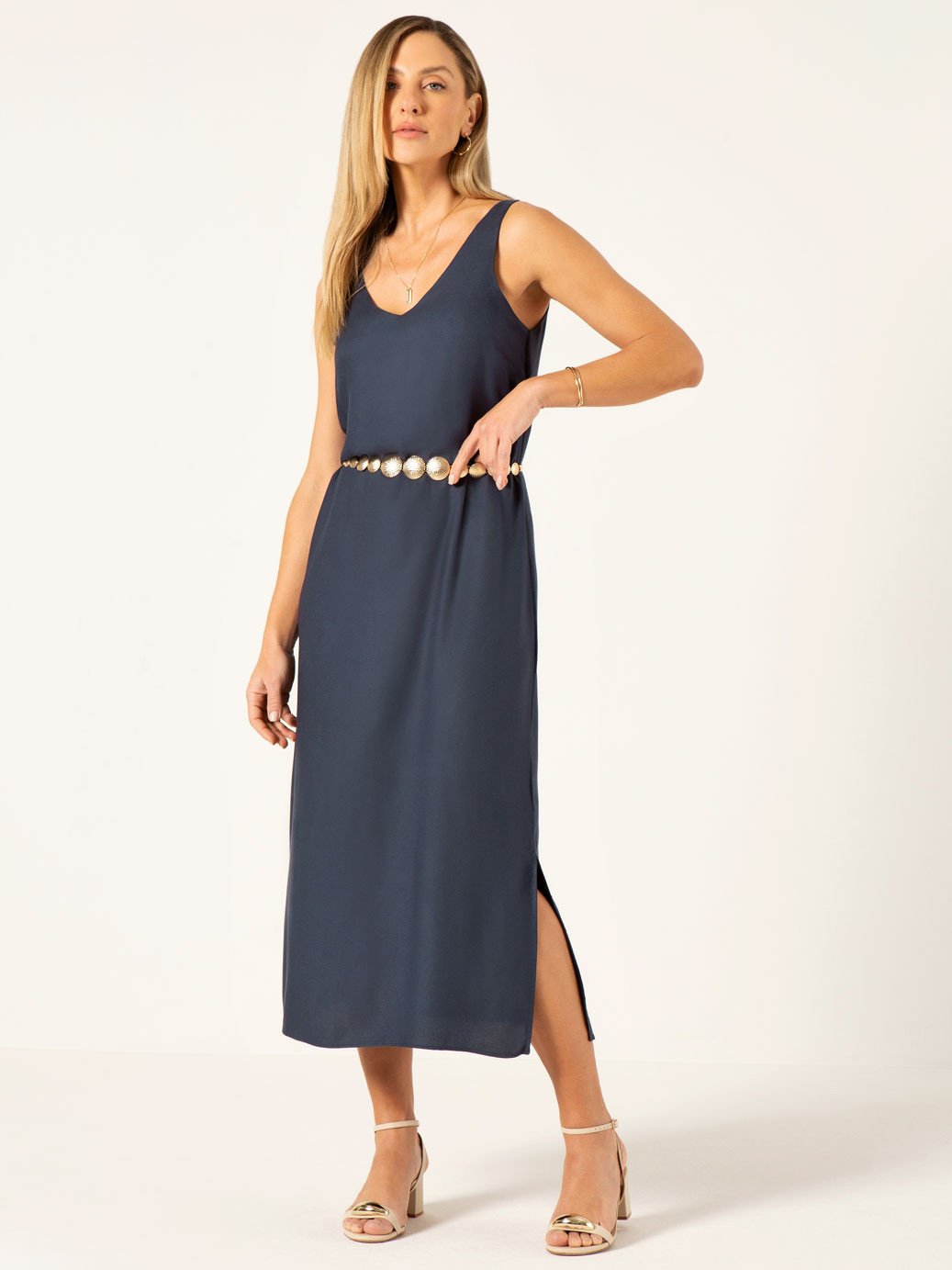 brinco austria colar montreal vestido dagmar cinto lara sapato jasmin