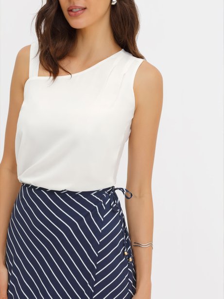 Blusa Assimétrica em Crepe Off White Olga