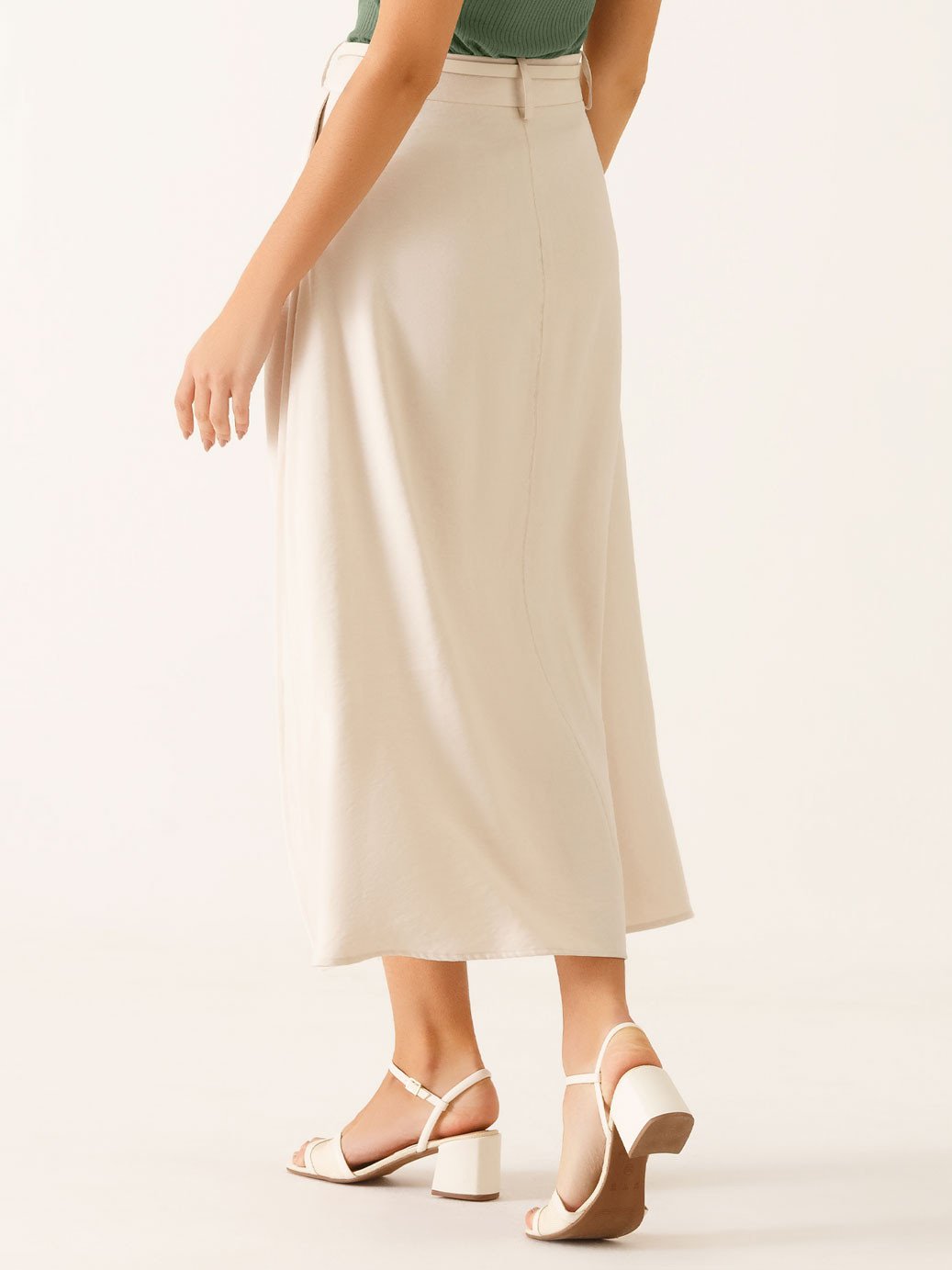 10800346 blusa danusa verde oliva 11000406 saia gislayne areia 1 1