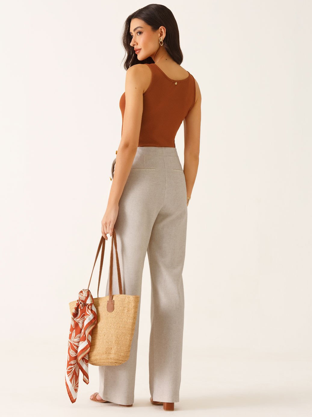 10800346 blusa danusa verde oliva 19200374 calca briele 10161088 lenco selma 2 1