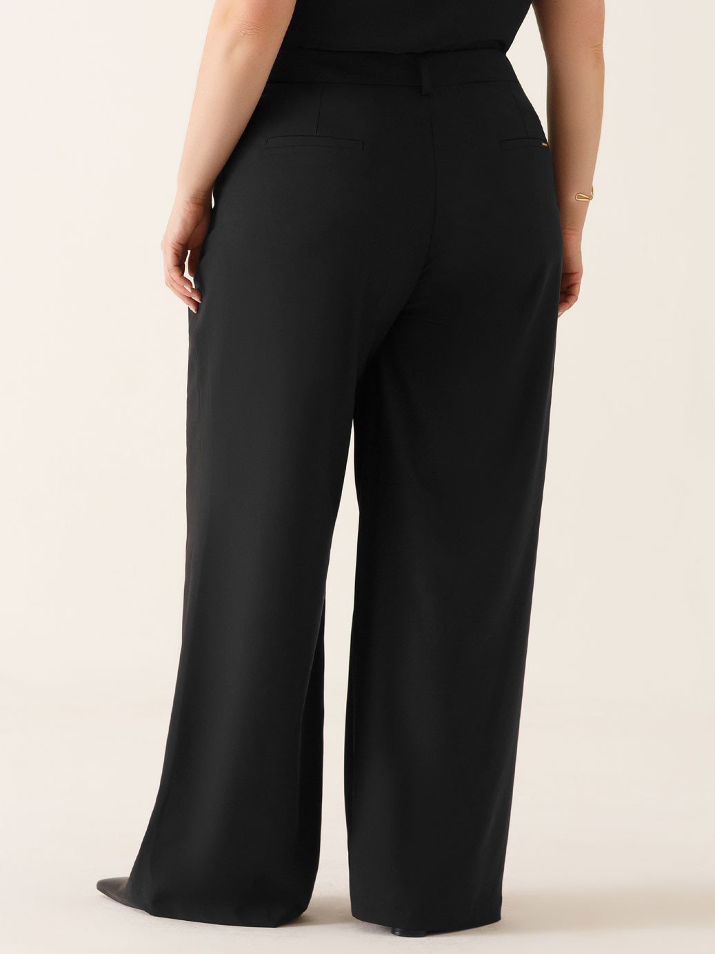 19200545 calca evelyn 7