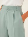 calca wide leg de alfaiataria em viscose verde agua silvana