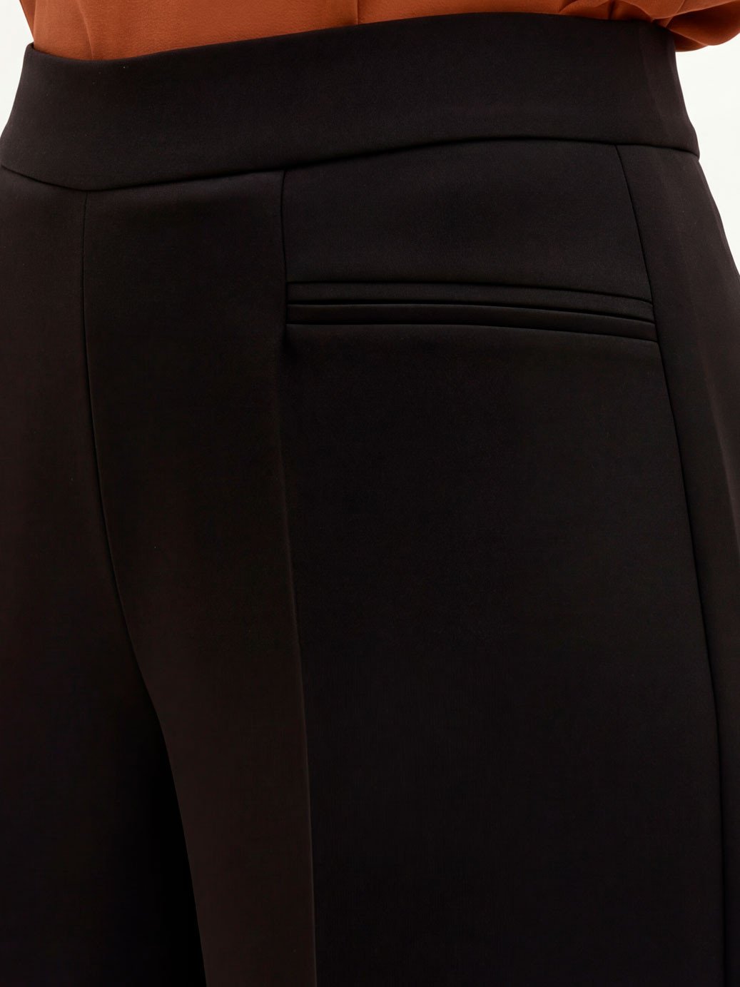 calca wide leg de alfaiataria preta rosita