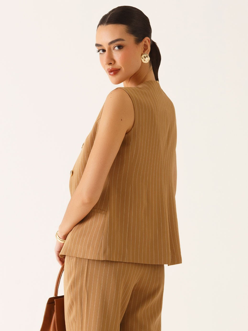 11400276 colete tina 19200532 calca tatiele 1 1