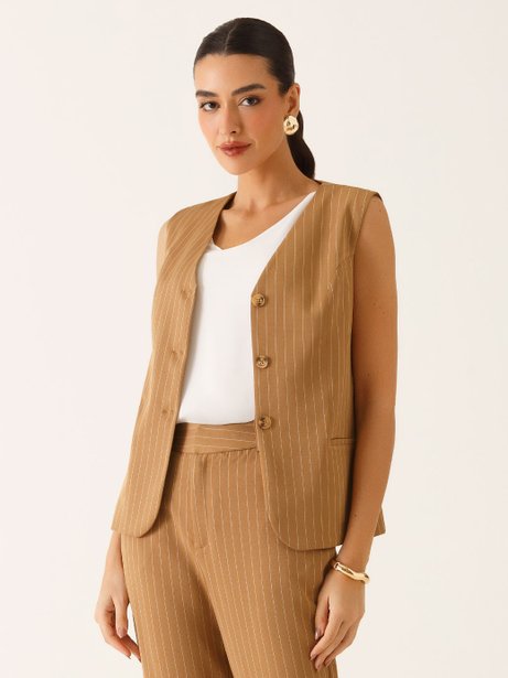 Colete Alfaiataria Alongado em Viscose Listrada Camel Tina