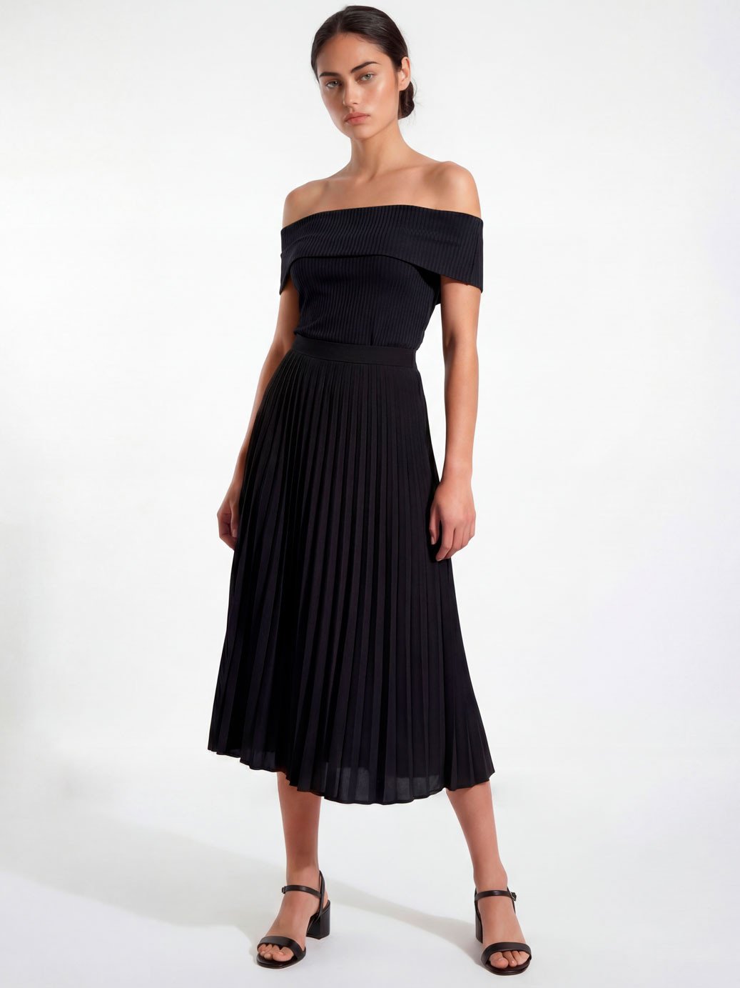 blusa ombro a ombro de malha canelada preto graciany1