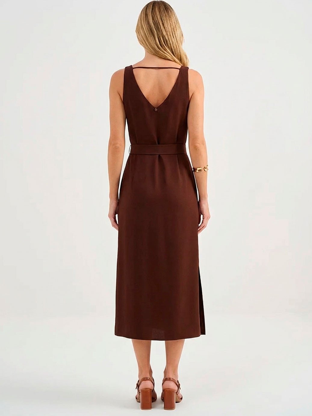 dagmar marrom costas