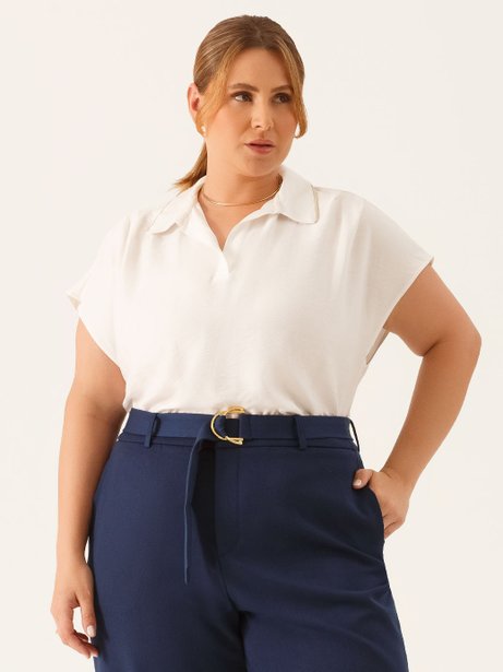 Blusa Manga Curta Decote V Plus Size Off White Viviani