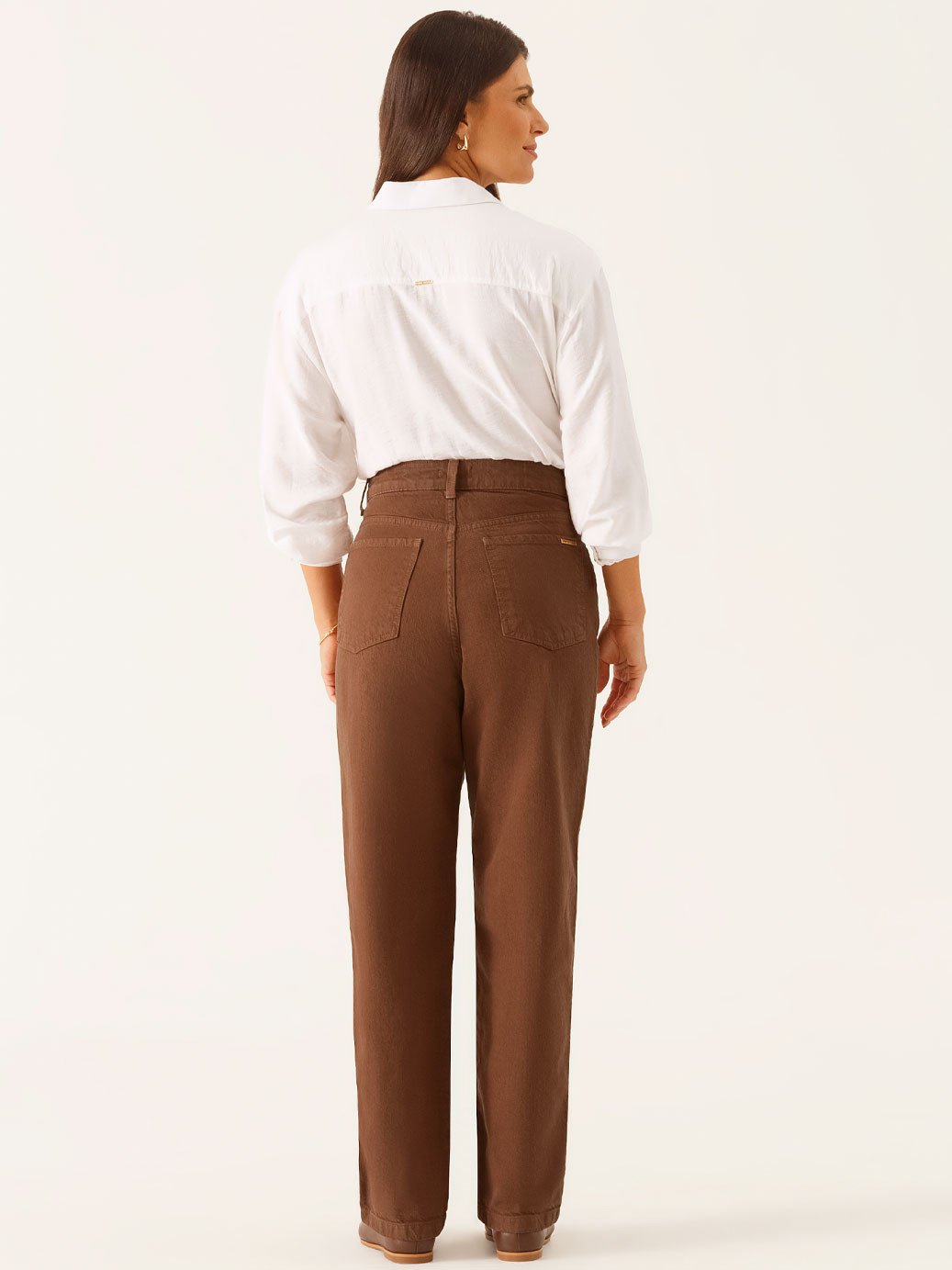 10501644 camisa taila 19200544 calca marrom violetta 2 3