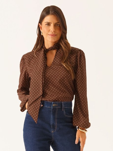 Blusa Manga Longa Regular em Crepe Marrom Yandra