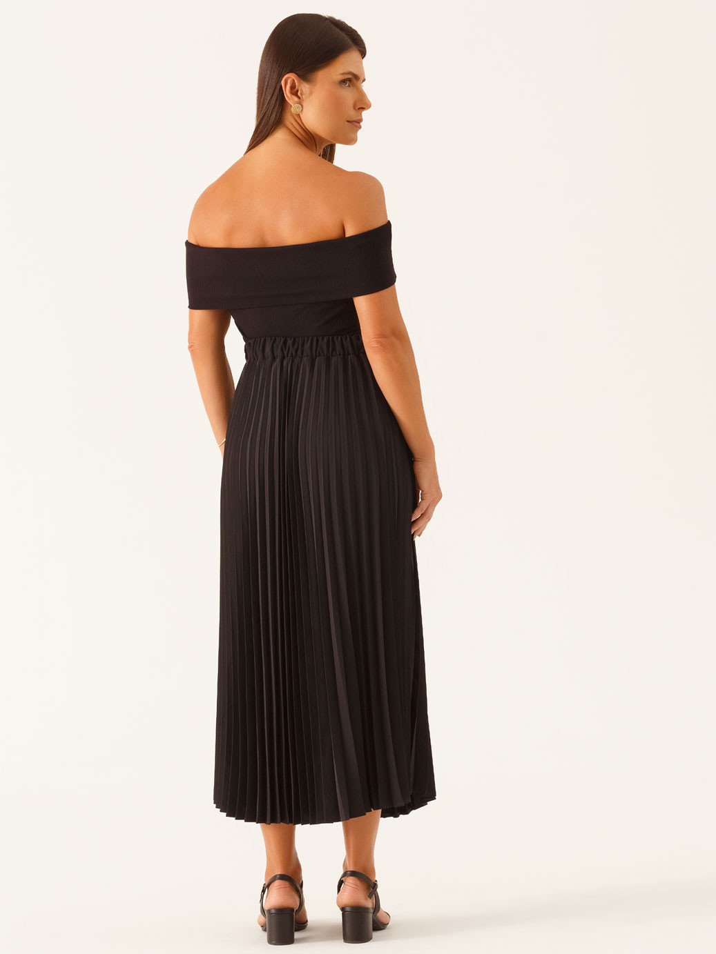 11000308 saia antonieta 10501678 blusa graciany preto 1 2