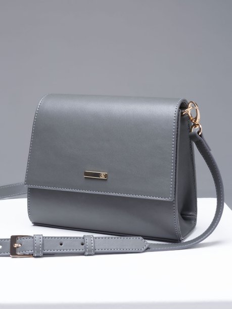 Bolsa Tiracolo Quadrada em Material Sintético Chumbo Tassy