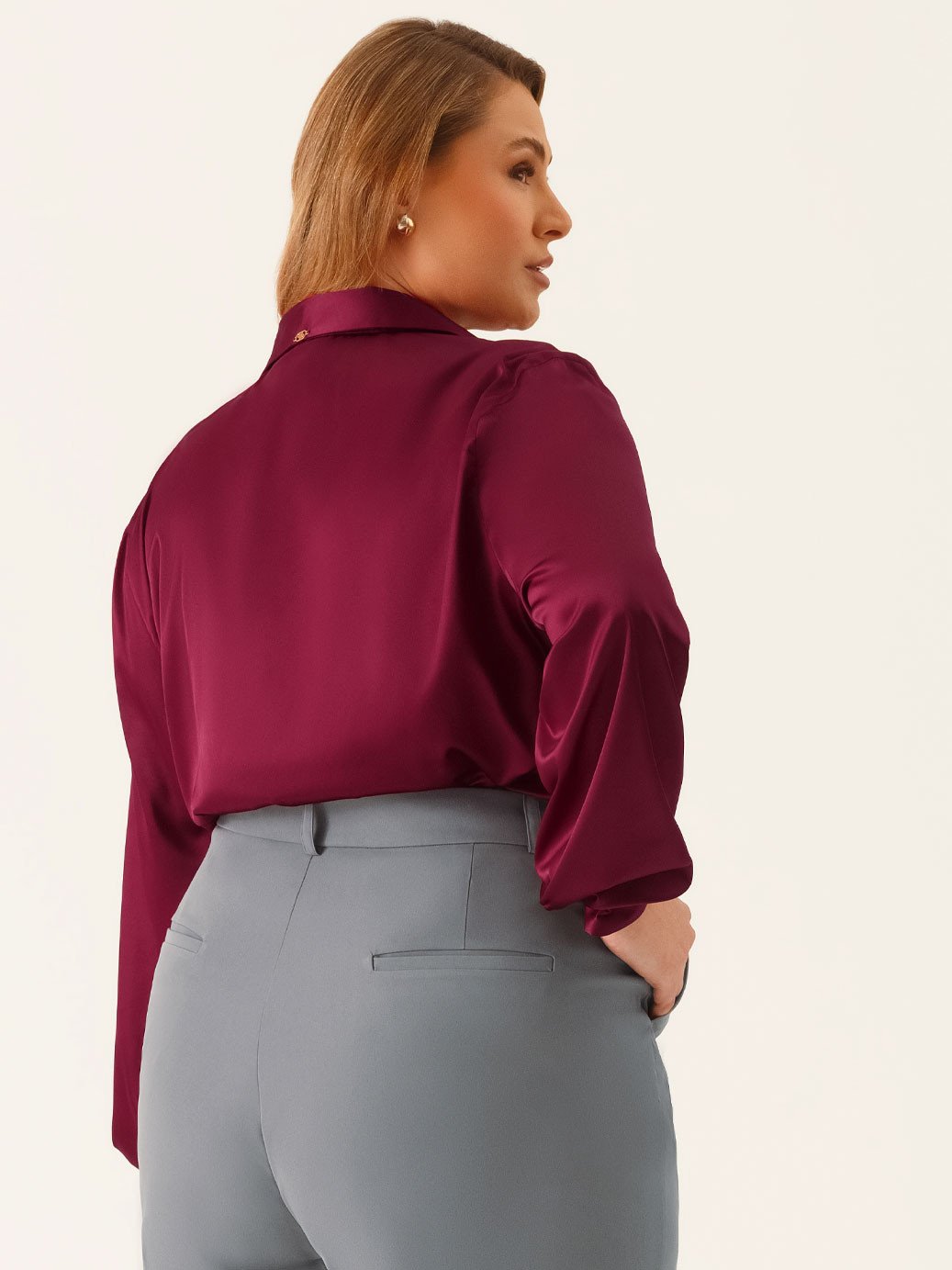 19200582 calca beverly 10202312 camisa benedita 2