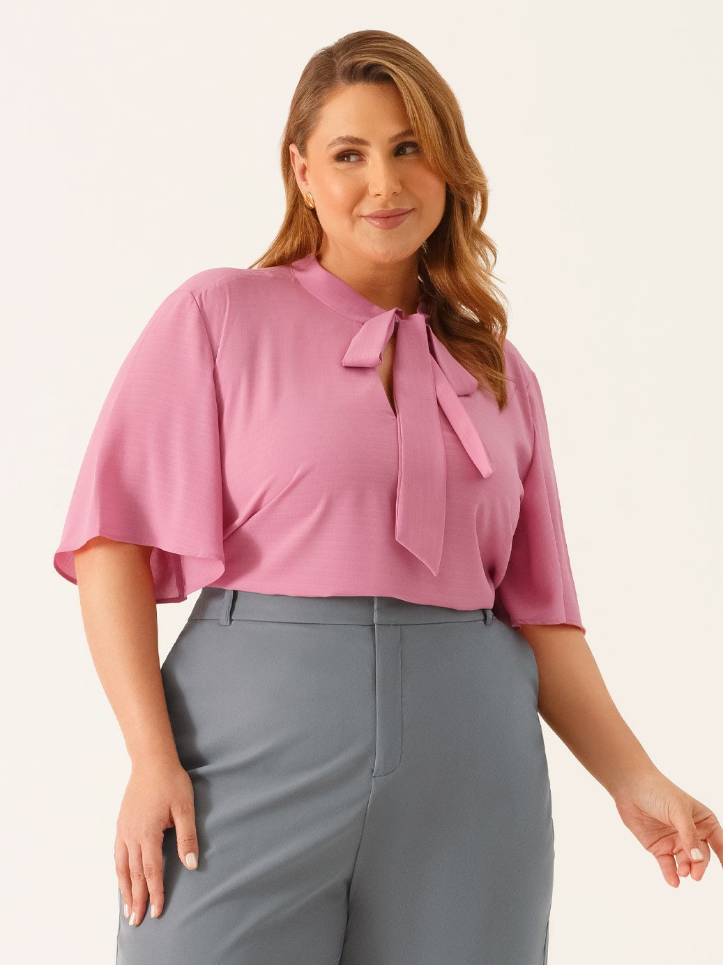 19200582 calca beverly 10501713 blusa bete 2 1