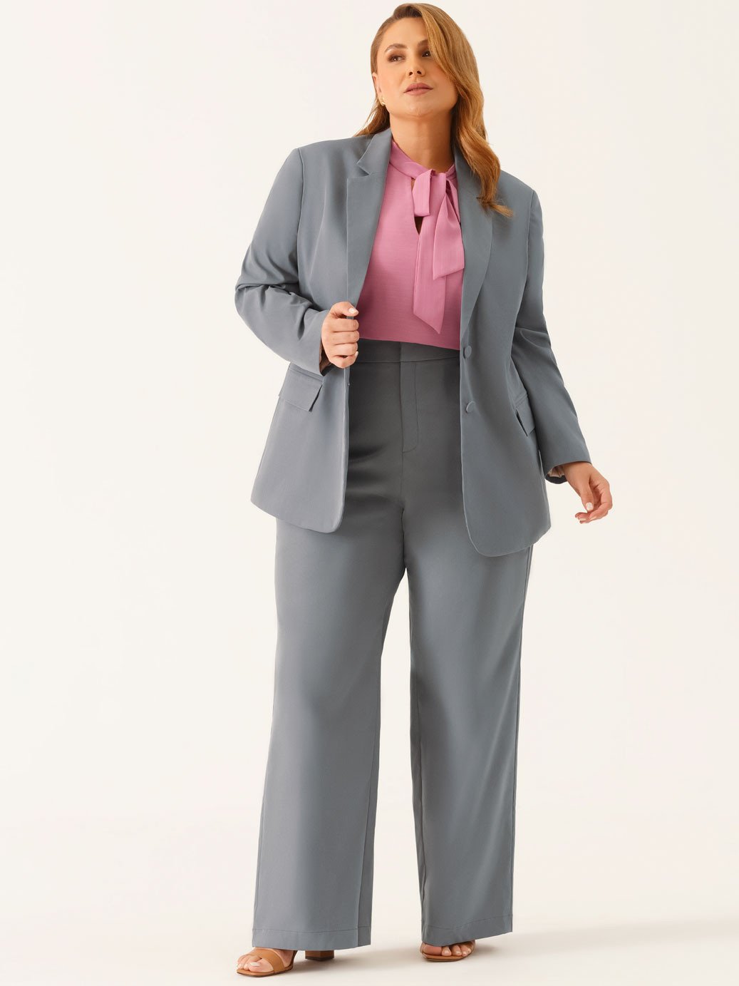 19200582 calca beverly 11400307 blazer brunelli 10501713 blusa bete1