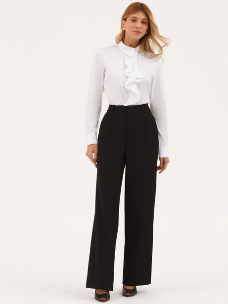 Calça Wide Leg de Alfaiataria em Viscose Preto Natiele