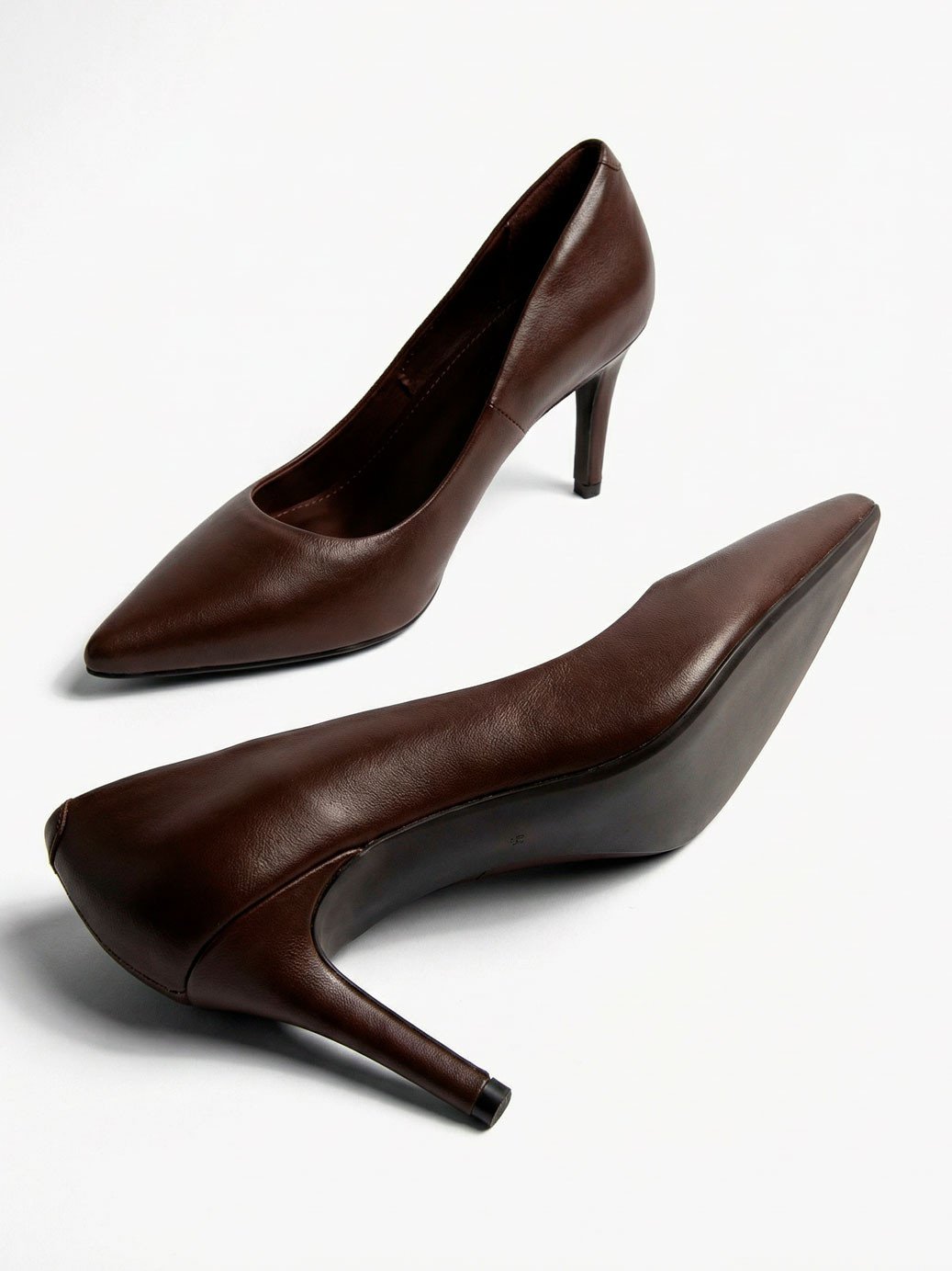12300132 scarpin marrom liabela 2