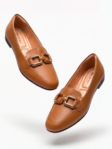 Mocassim Sintético Camel com Fivela Lucienne