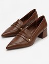 12300141 sapato marrom diane de bico fino 1
