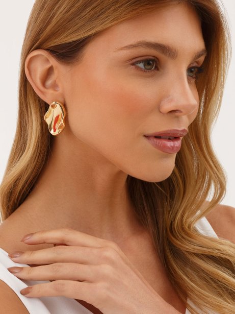 Brinco Orgânico Oval Dourado Capadócia