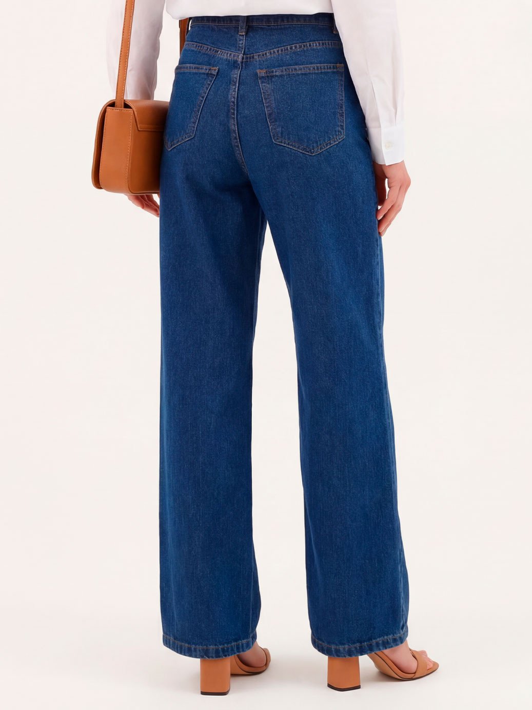 10202320 camisa feminina branca alongada com bolso marilu3