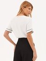 10501243 blusa branca com filete preto nagila 19200418 calca preta alfaiataria feminina natiele 2