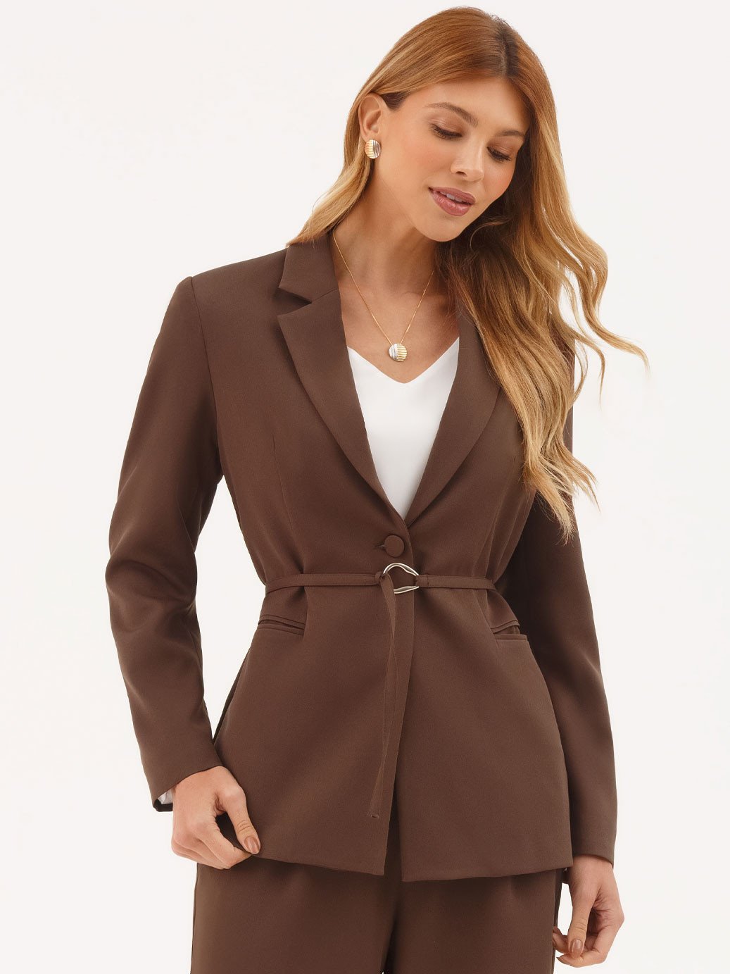 11400291 blazer feminino marrom cindy 19200557 calca marrom alfaiataria feminina carina 1