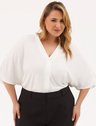 10501707 blusa feminina plus size off white branca floribel 2
