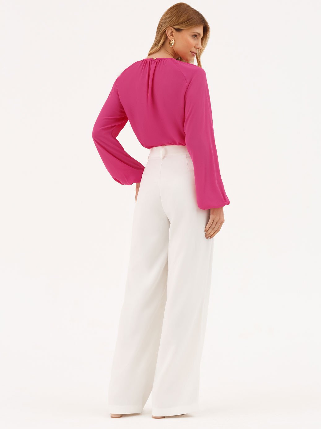 10501740 blusa framboesa erica 19200598 calca feminina branca eudora 1