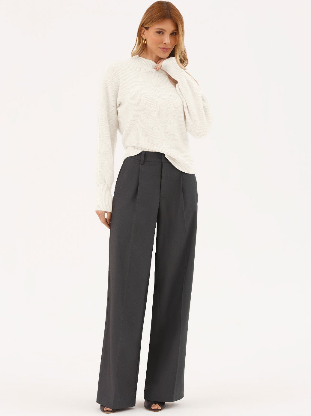 10501814 blusao tricot feminino off white branco ana flavia 19200570 calca feminina alfaiataria cinza ellen2