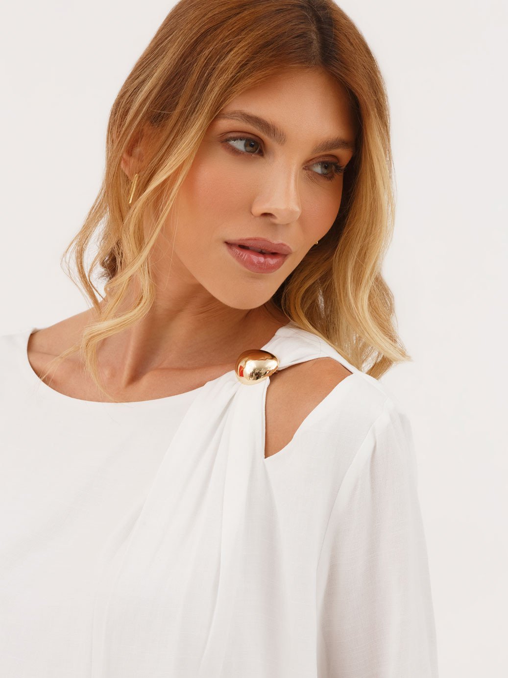 10501704 blusa off white branca elina 2