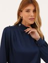10501743 blusa azul marinho com botoes gola alta liora