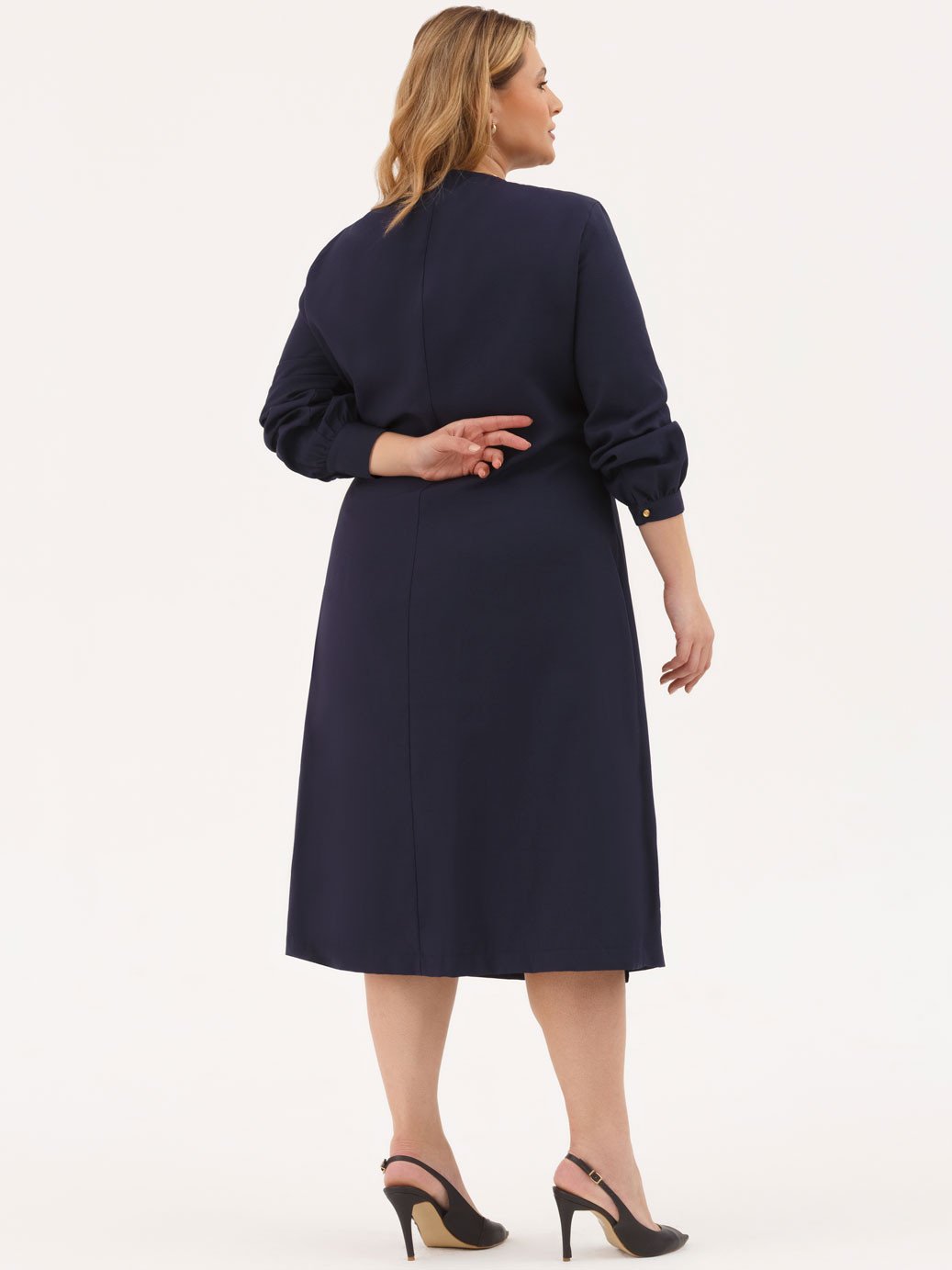 11000432 vestido transpassado azul marinho plus size rebeca 1