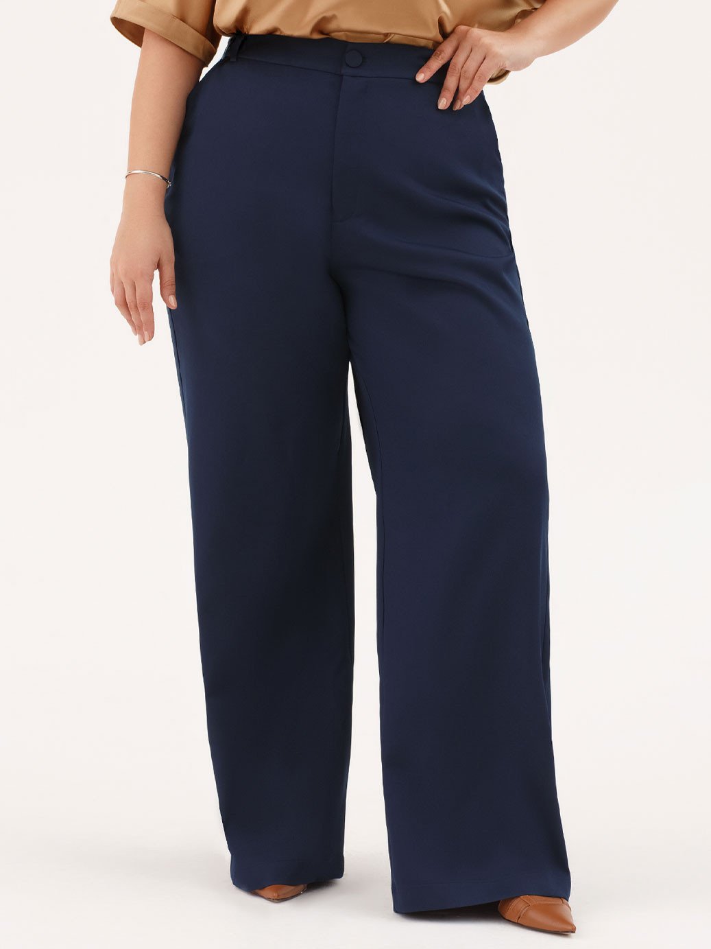 19200600 calca wide leg plus size azul marinho lina 10501745 blusa camel canela plus size wylla 1 2