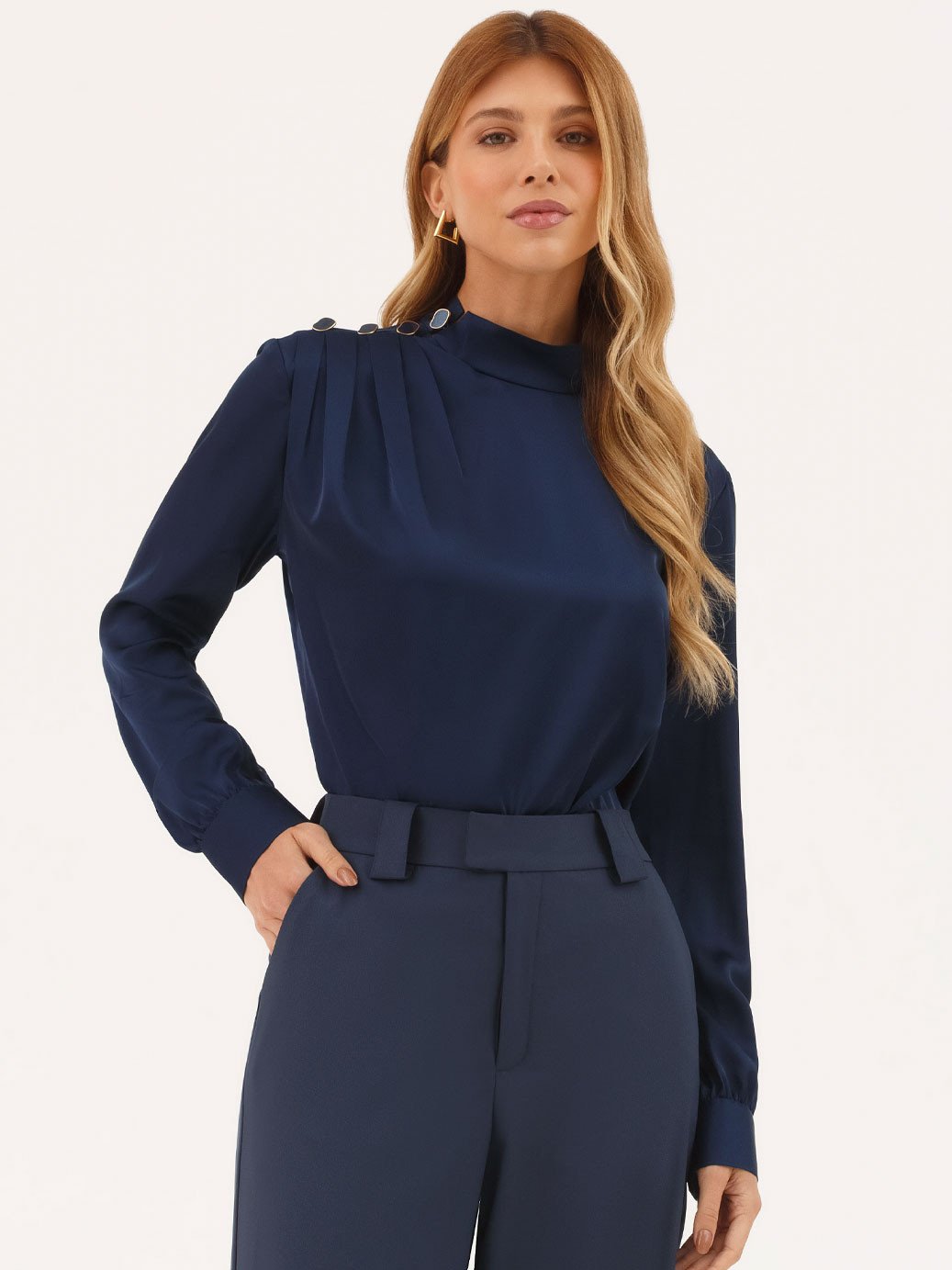 19200601 calca alfaiataria feminina marinho laya 10501743 blusa manga longa com botoes cetim liora 2 1