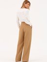 19200602 calca wide leg canela camila 10501704 blusa off white branca elina 1 3