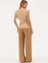 19200602 calca wide leg canela camila 10501754 blusa manga curta bege leuna 1 2