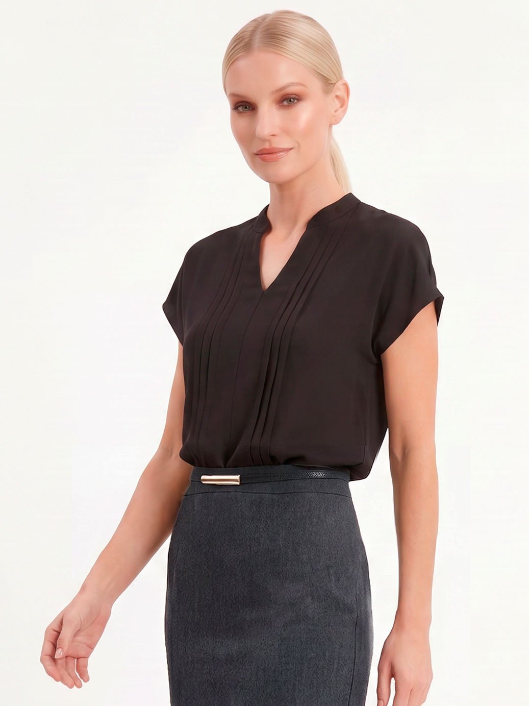 10501452 blusa preta neia 11000307 saia lapis alfaiataria cinza escuro amara 3