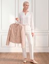 10501489 blusa de botao adriana 19200437 calca alfaiataria branca amanda 11400227 casaqueto aveia analice 1