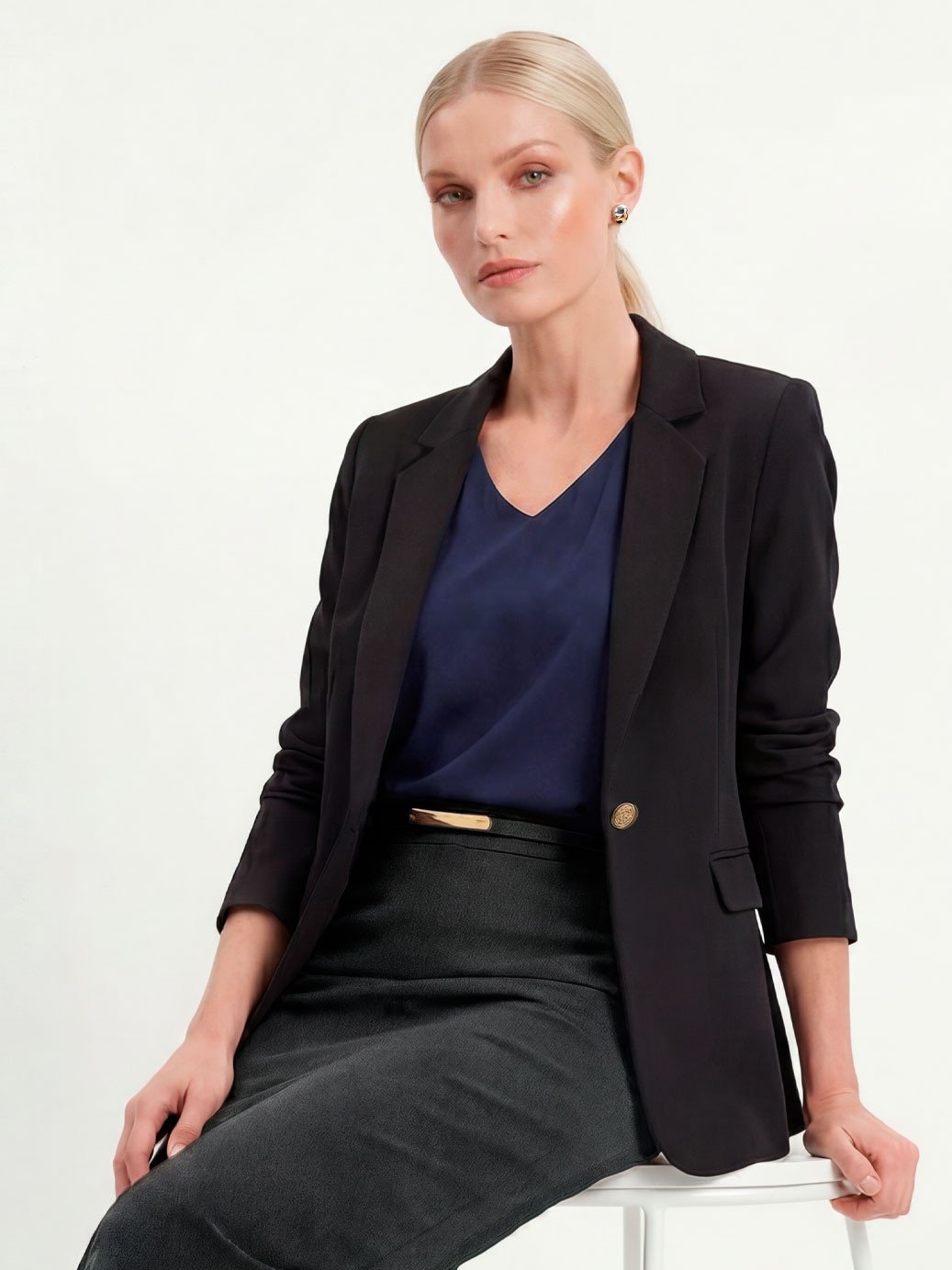 11000307 saia lapis alfaiataria cinza escuro amara 10501452 blusa preta neia 11400018 blazer alfaiataria feminino preto cilene 2
