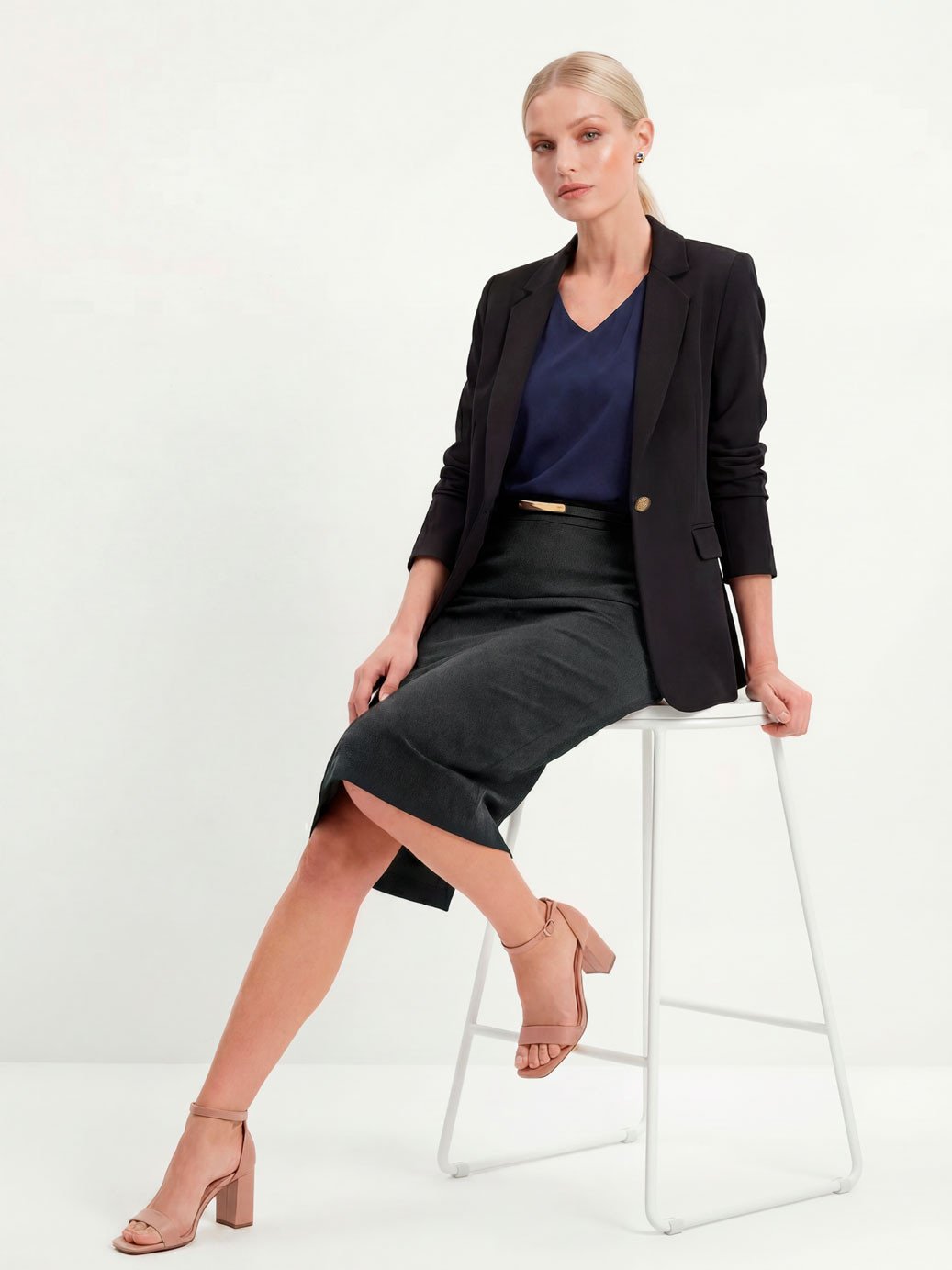 11000307 saia lapis alfaiataria cinza escuro amara 10501452 blusa preta neia 11400018 blazer alfaiataria feminino preto cilene 2 1