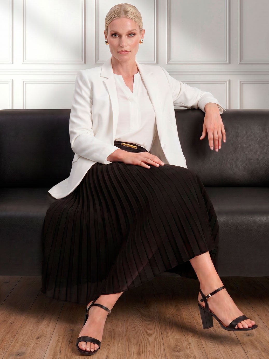 11000308 saia plissada preta antonieta 11400337 blazer off white feminino liana 10800351 blusa off white josiela 1