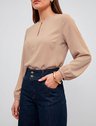 10501746 blusa manga longa bege anya 19200609 calca jeans pantalona azul escuro naya 1