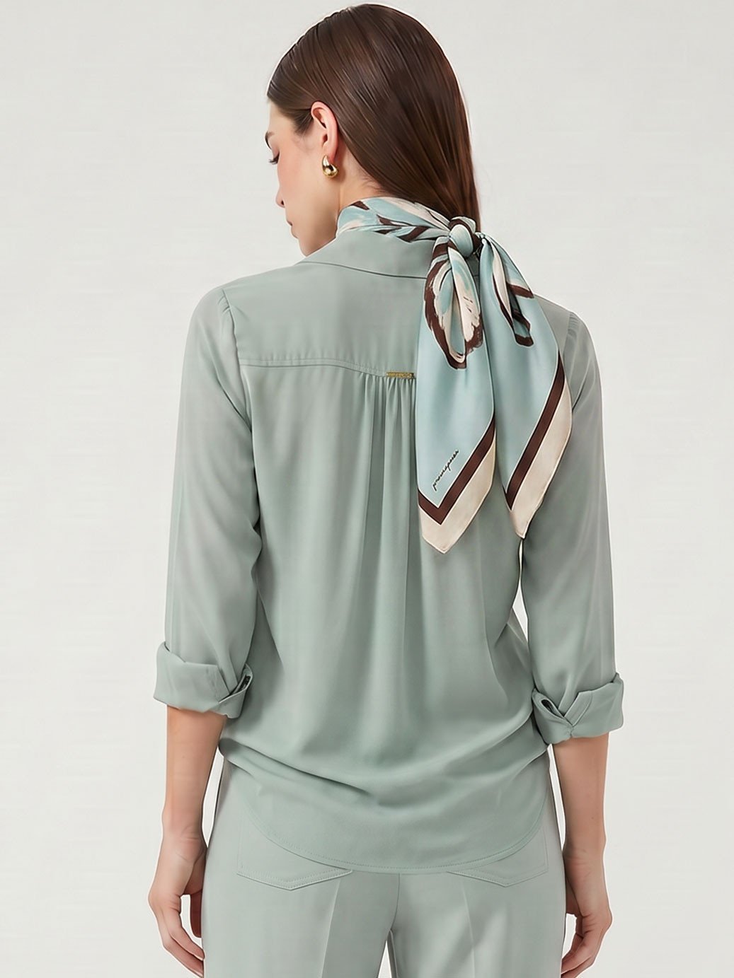 10202232 blusa verde agua suyane 19200363 calca wide leg de alfaiataria verde agua silvana 1