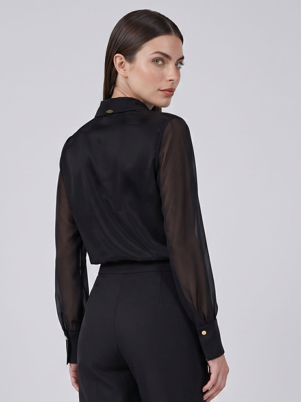 10202255 camisa preta tiara3