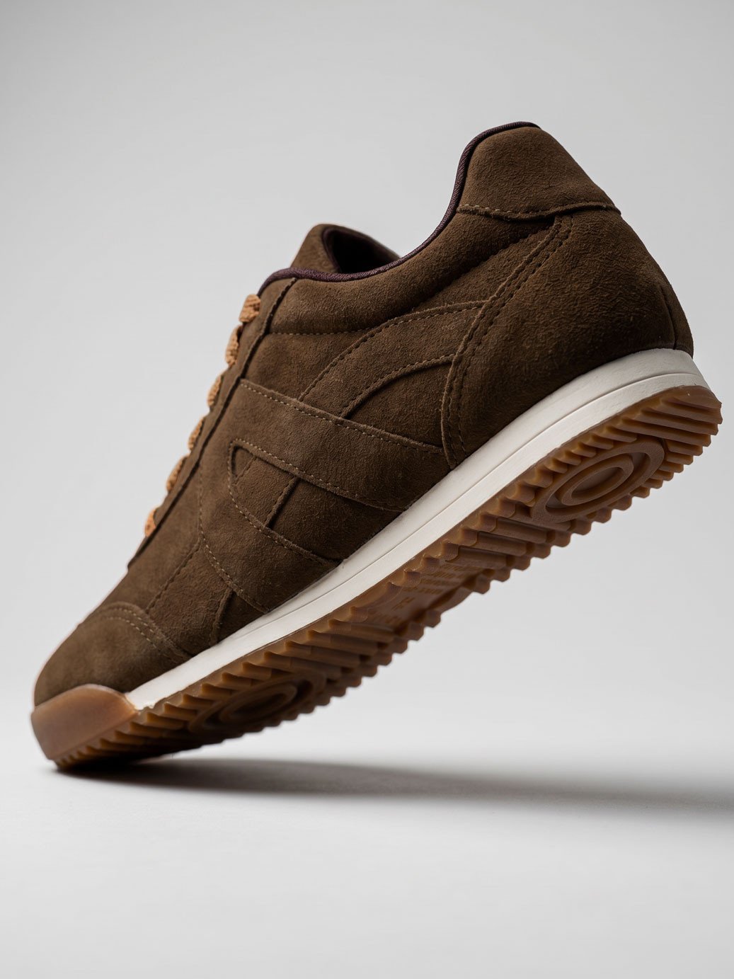 tenis marrom aurea 12300142 6